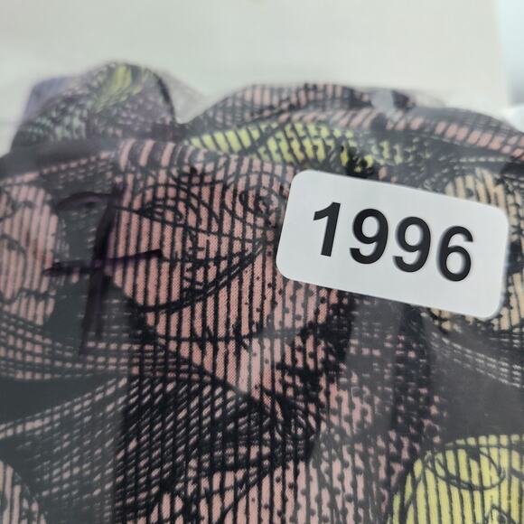 LulaRoe Disney Night Before Christmas Leggings Yoga Pant Tall & Curvy XL 1996 - Picture 6 of 6